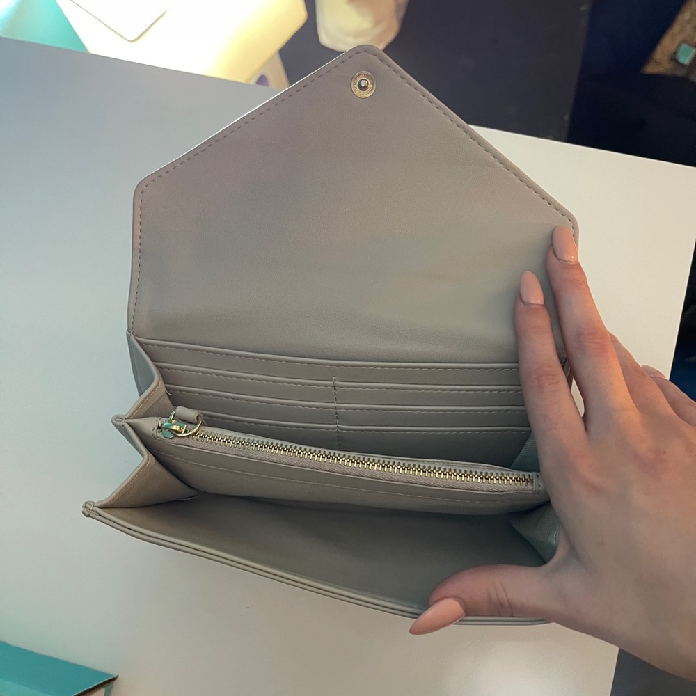 Wallet - Picture 3 of 3